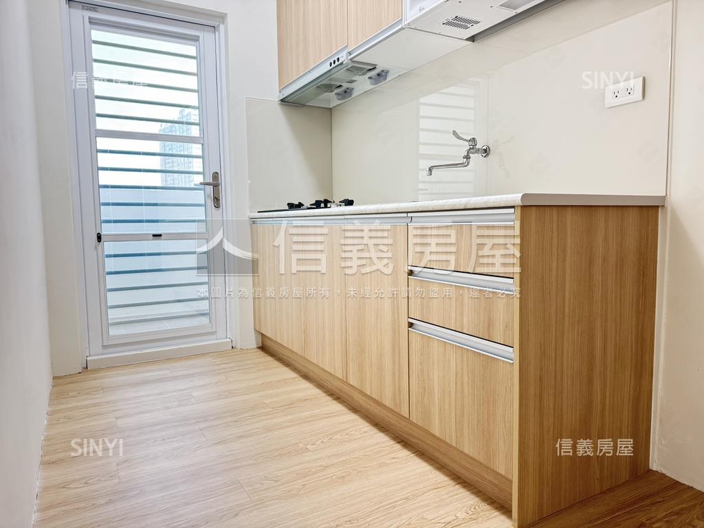 近樂群國小翻新清新３房讚房屋室內格局與周邊環境