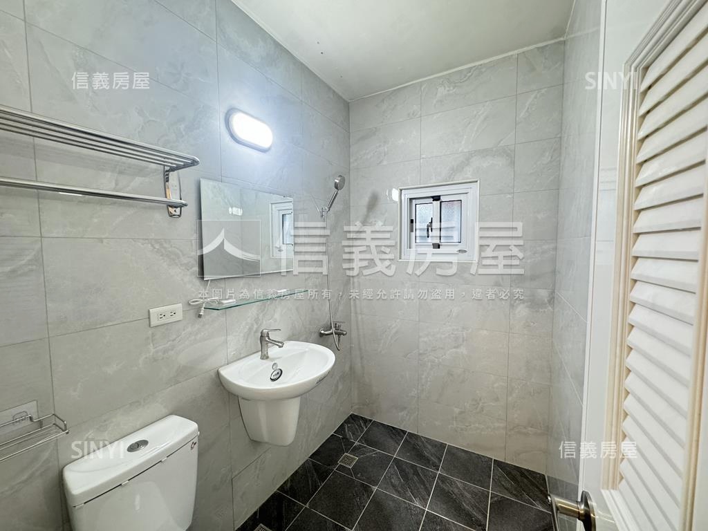 近樂群國小翻新清新３房讚房屋室內格局與周邊環境