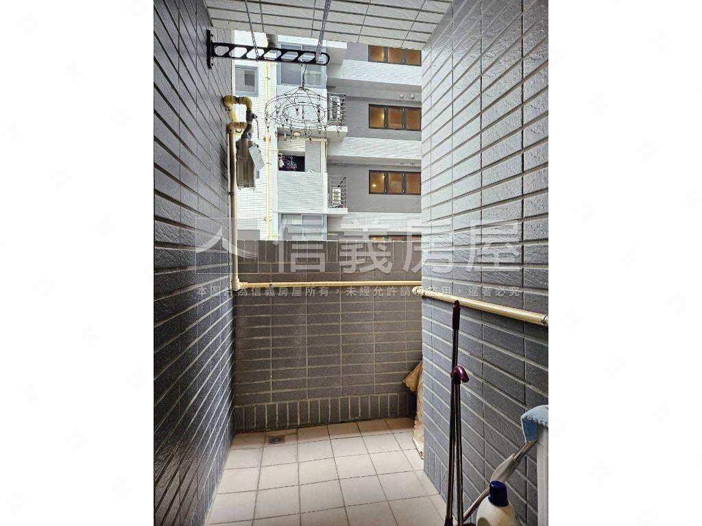 花漾城溫馨２房房屋室內格局與周邊環境