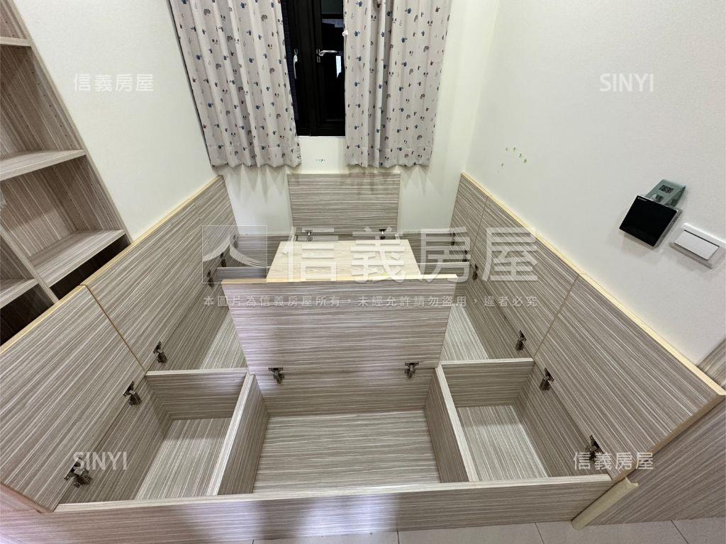 品臻璽小資２房＋車位房屋室內格局與周邊環境