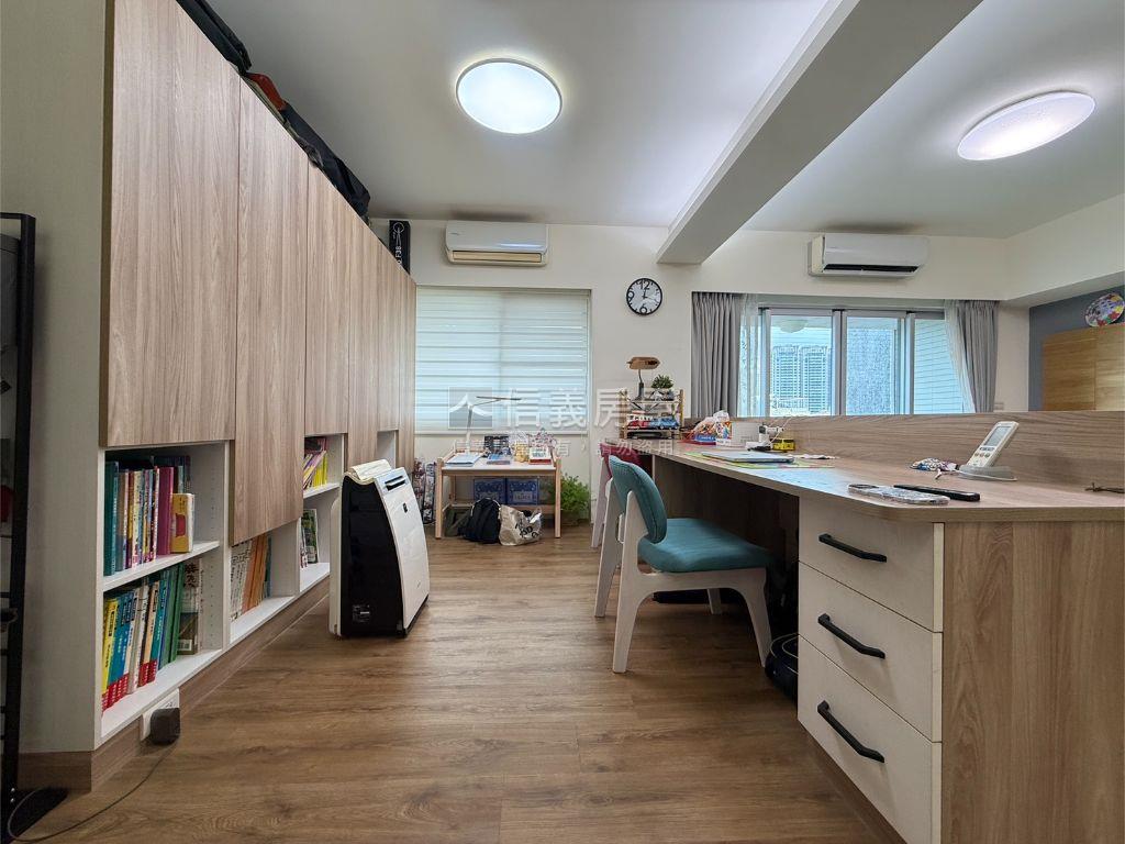 水山硯️溫馨三房平車房屋室內格局與周邊環境