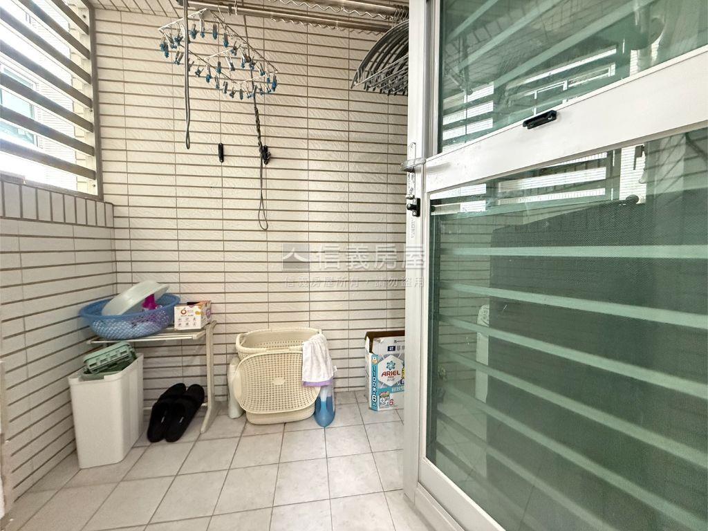 水山硯️溫馨三房平車房屋室內格局與周邊環境