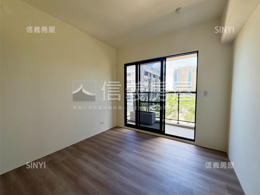 皇普ＬａＶｉｅ三房車位房屋室內格局與周邊環境