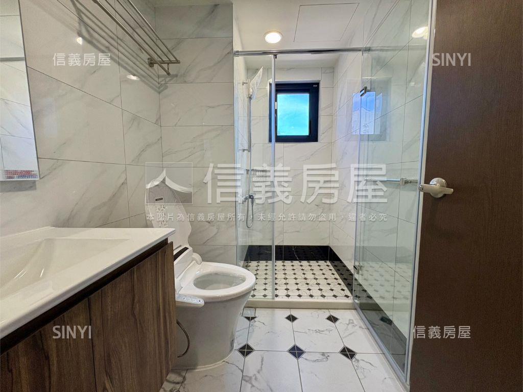 皇普ＬａＶｉｅ三房車位房屋室內格局與周邊環境