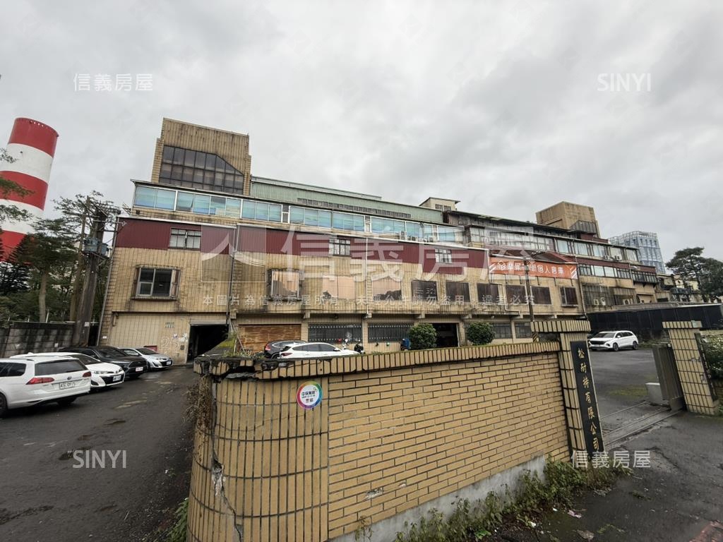 內湖安康路稀有百坪廠辦Ｂ房屋室內格局與周邊環境