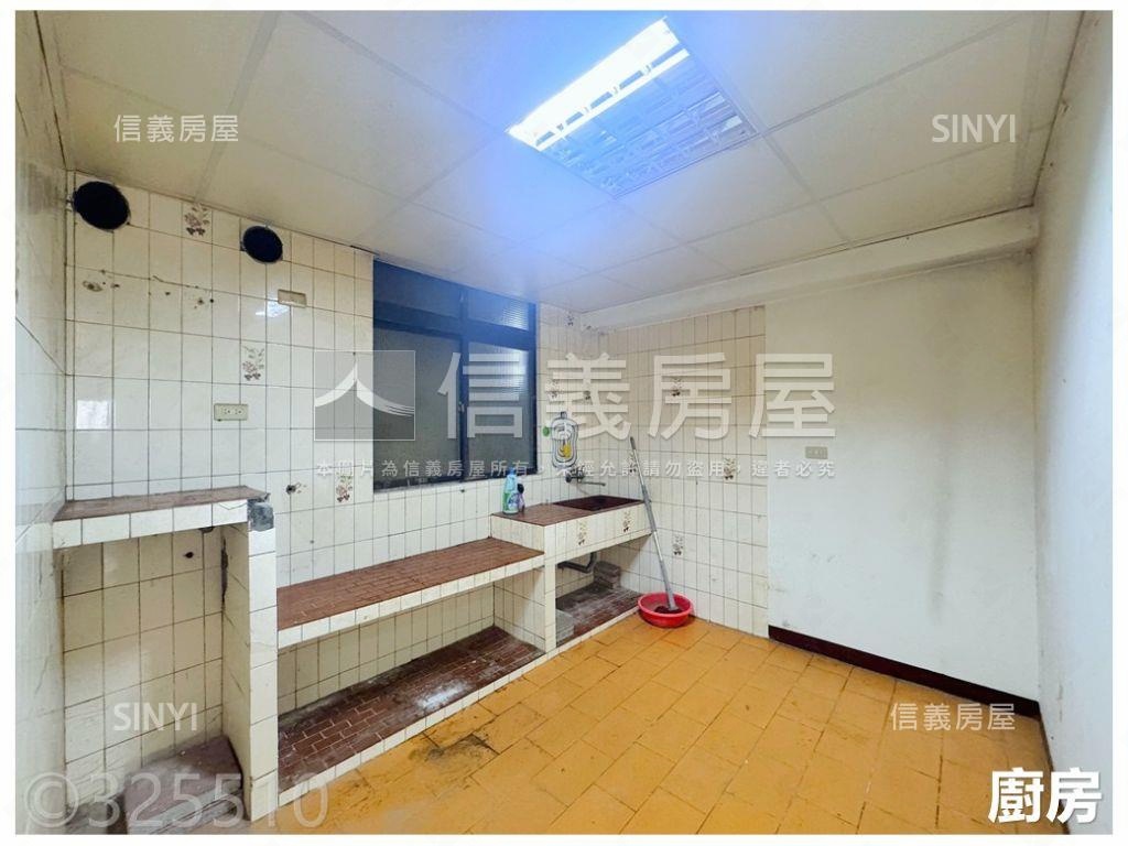 近捷運✨格局方正黃金三樓房屋室內格局與周邊環境