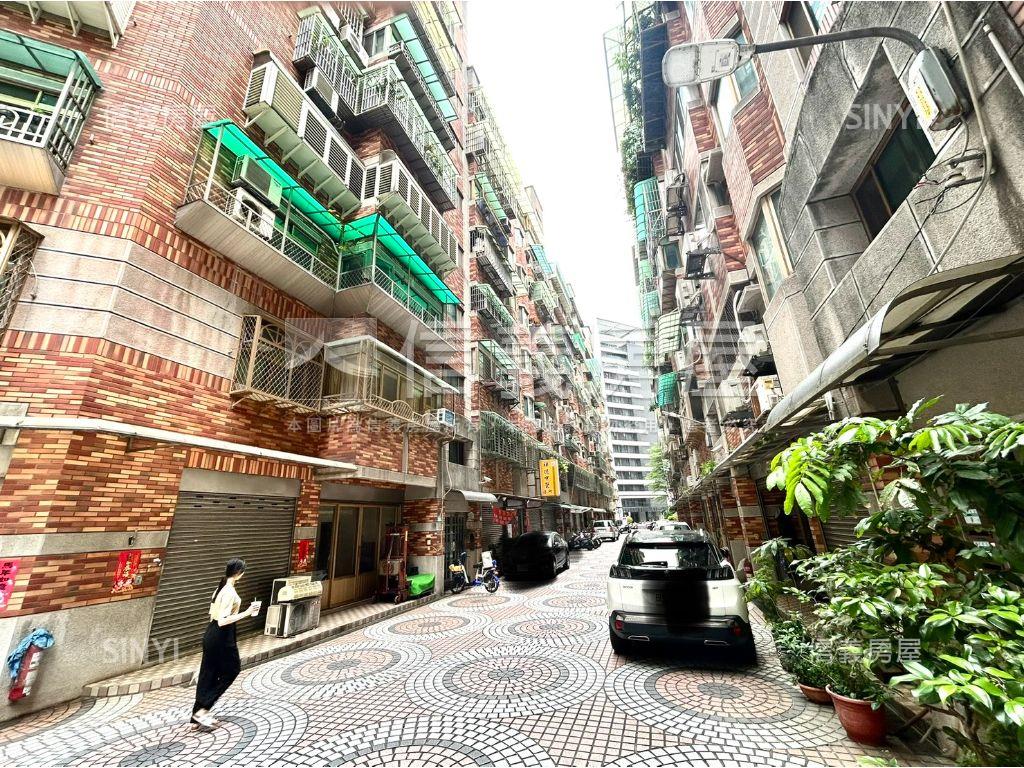 江翠捷運三角窗金店面房屋室內格局與周邊環境