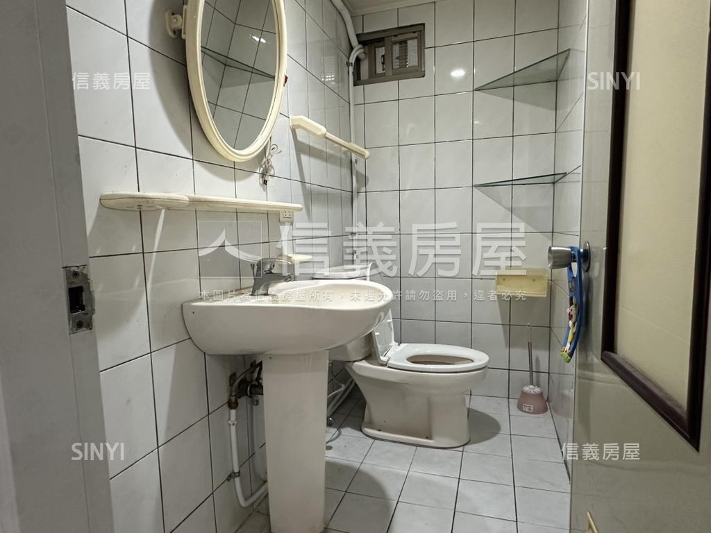 士紙開發案潛力三樓房屋室內格局與周邊環境