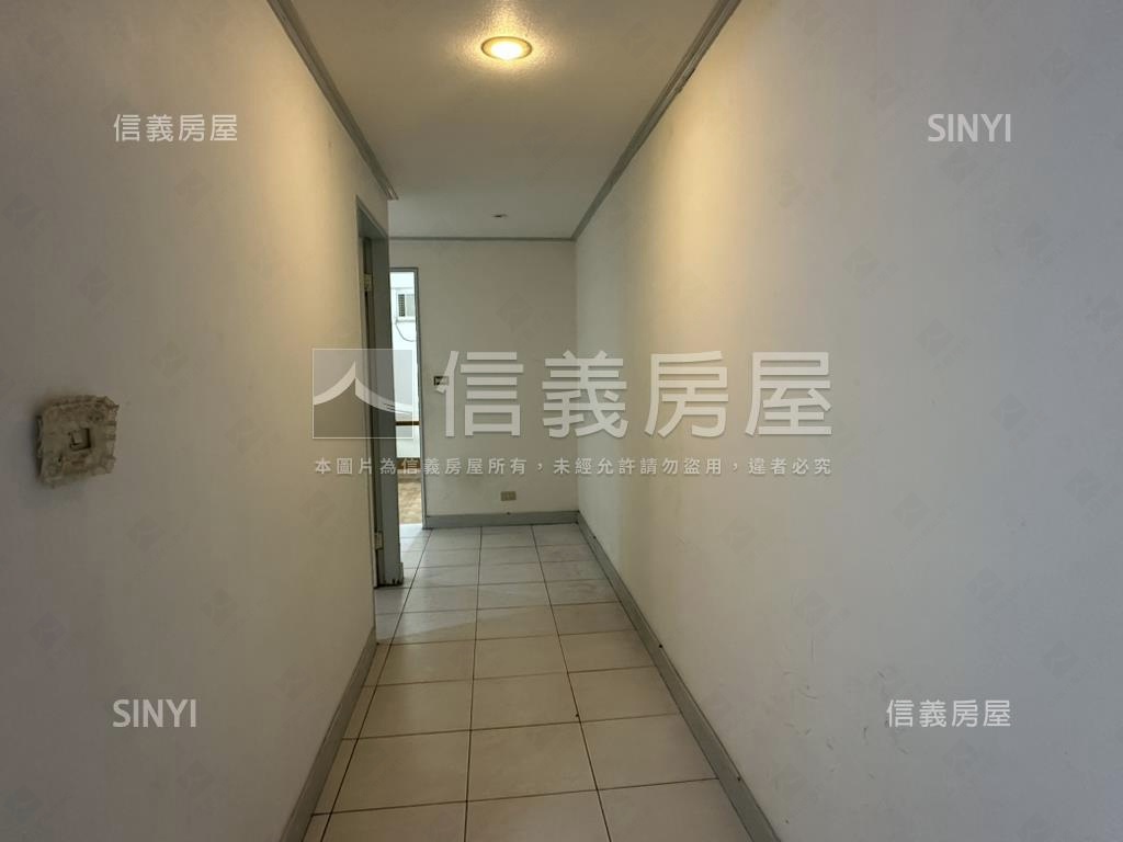 士紙開發案潛力三樓房屋室內格局與周邊環境