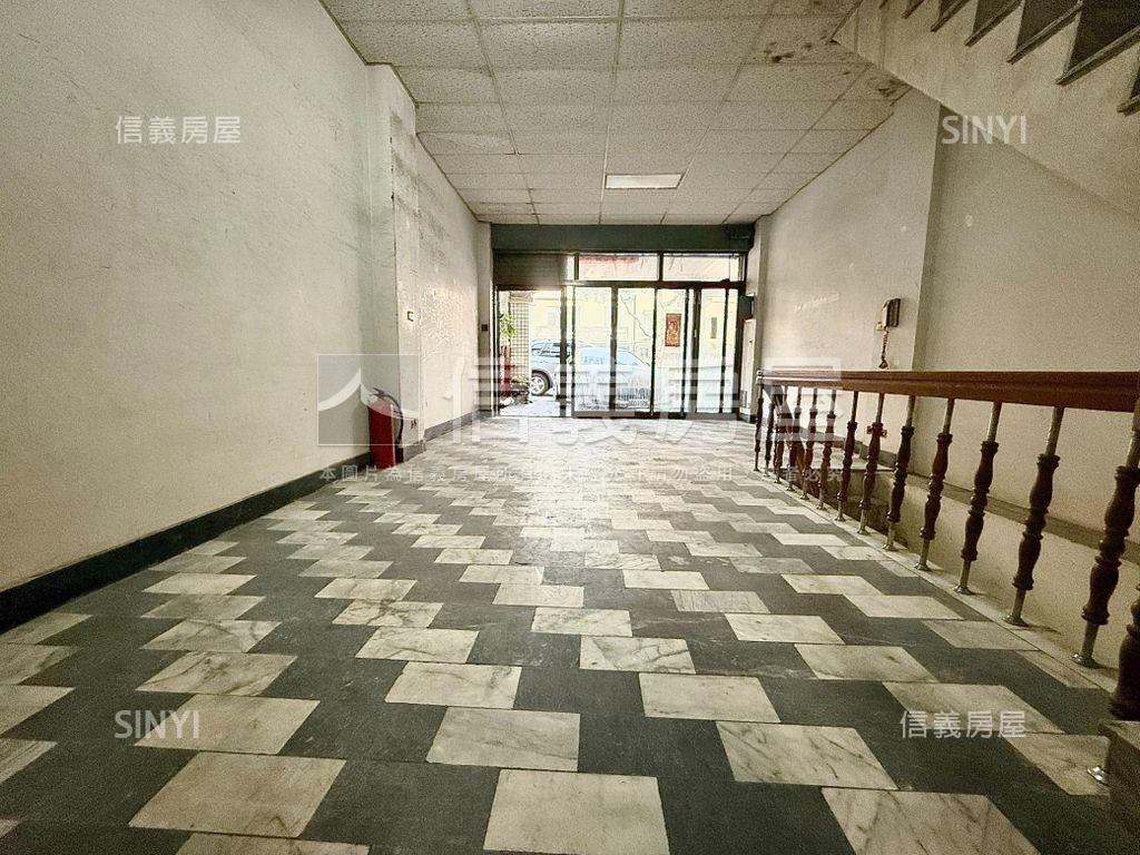 南區｜優質豐盛大空間店面房屋室內格局與周邊環境