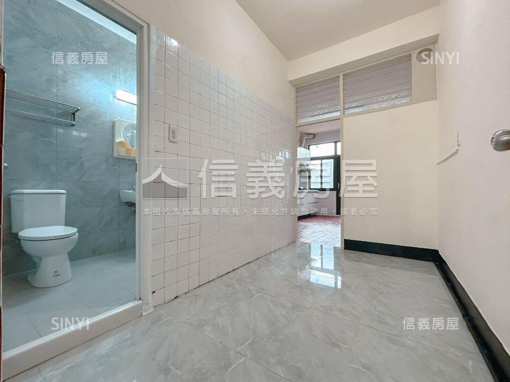 專！東區懷舊純白美透天房屋室內格局與周邊環境