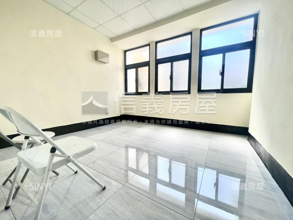 專！東區懷舊純白美透天房屋室內格局與周邊環境