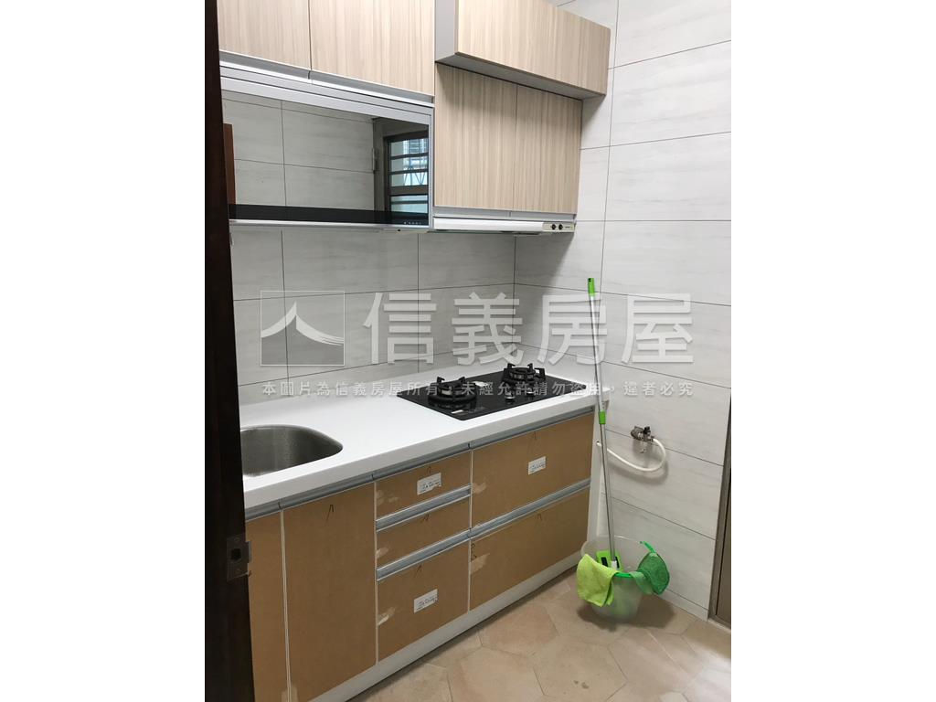 福美路活巷方正３樓房屋室內格局與周邊環境