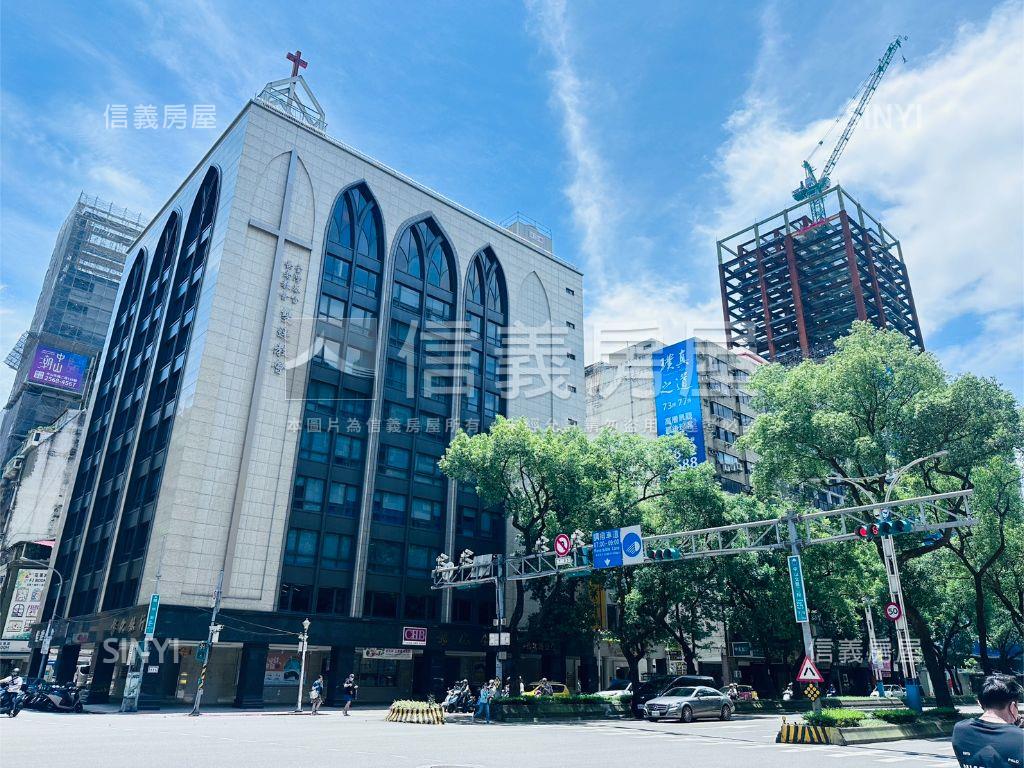 新★近中山北商業住辦華廈房屋室內格局與周邊環境