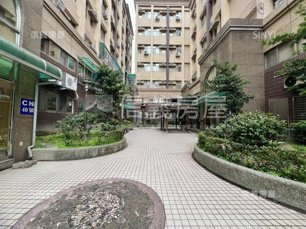 桃園銘傳大學山下挑高美屋房屋室內格局與周邊環境