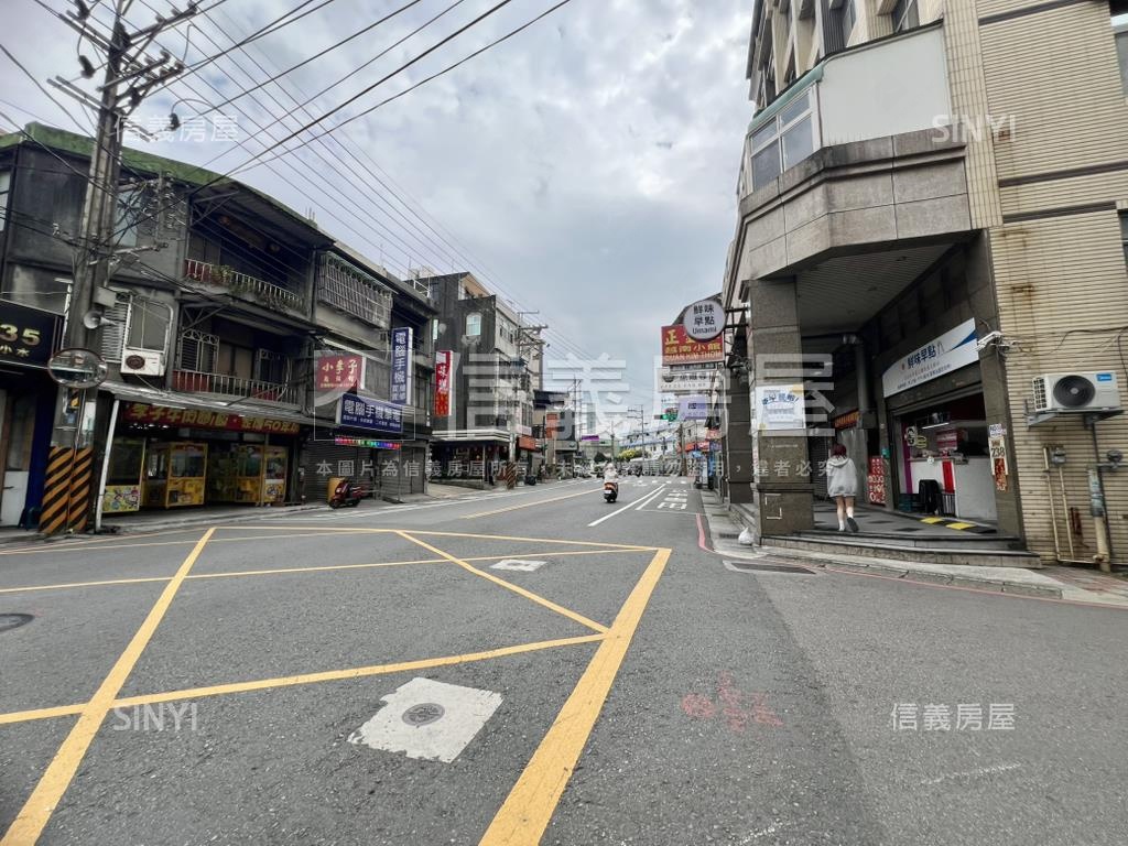 桃園銘傳大學山下挑高美屋房屋室內格局與周邊環境