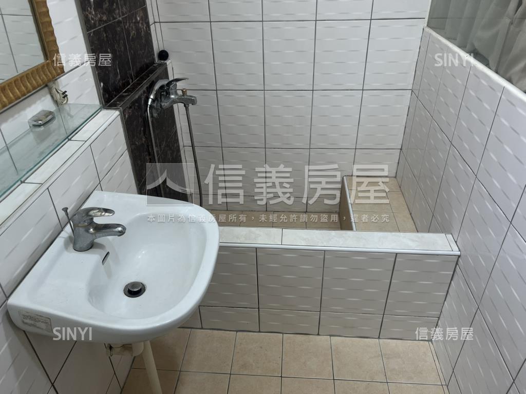 近台中車站收租透套房屋室內格局與周邊環境