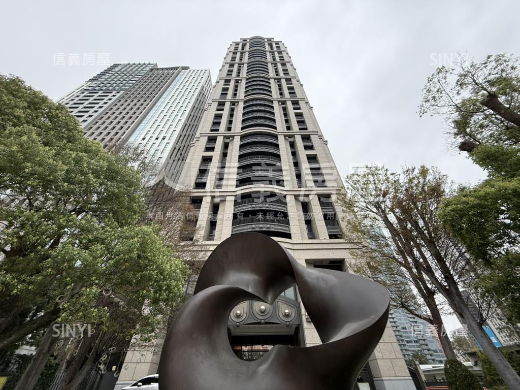 台中帝寶千萬裝潢三平車房屋室內格局與周邊環境