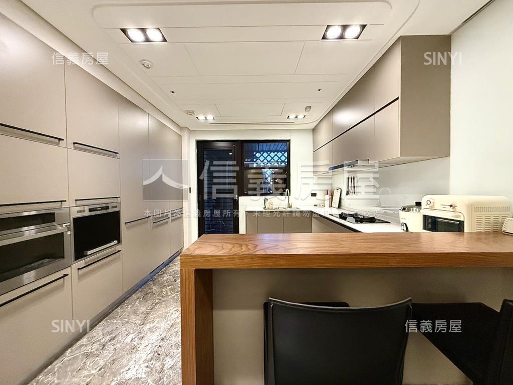 台中帝寶千萬裝潢三平車房屋室內格局與周邊環境