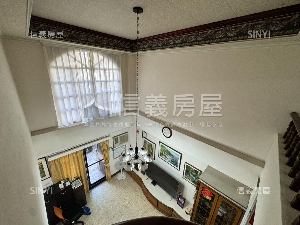 陽明東光華廈樓中樓大平車房屋室內格局與周邊環境