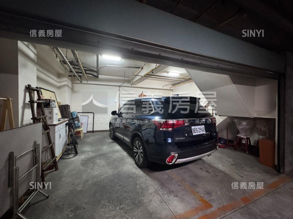 陽明東光華廈樓中樓大平車房屋室內格局與周邊環境