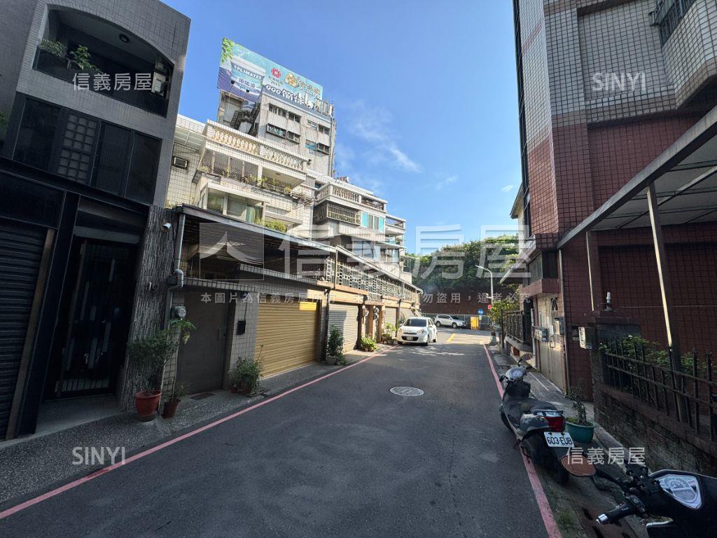 陽明東光華廈樓中樓大平車房屋室內格局與周邊環境