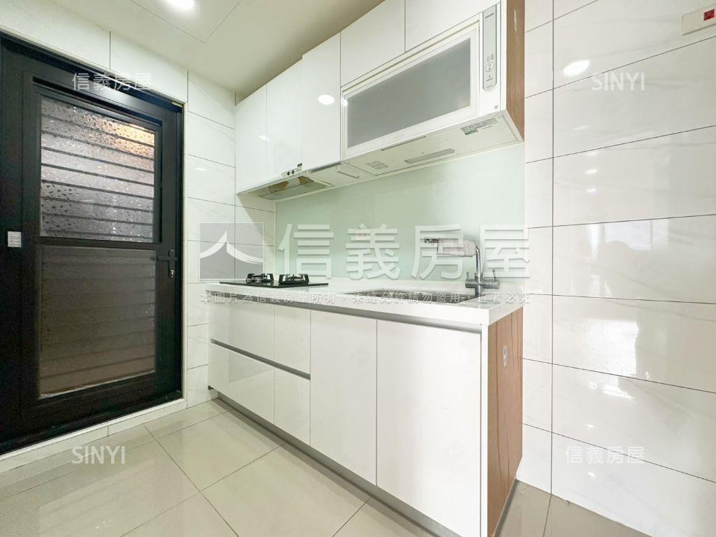 沐夏邊間２房平面車位房屋室內格局與周邊環境