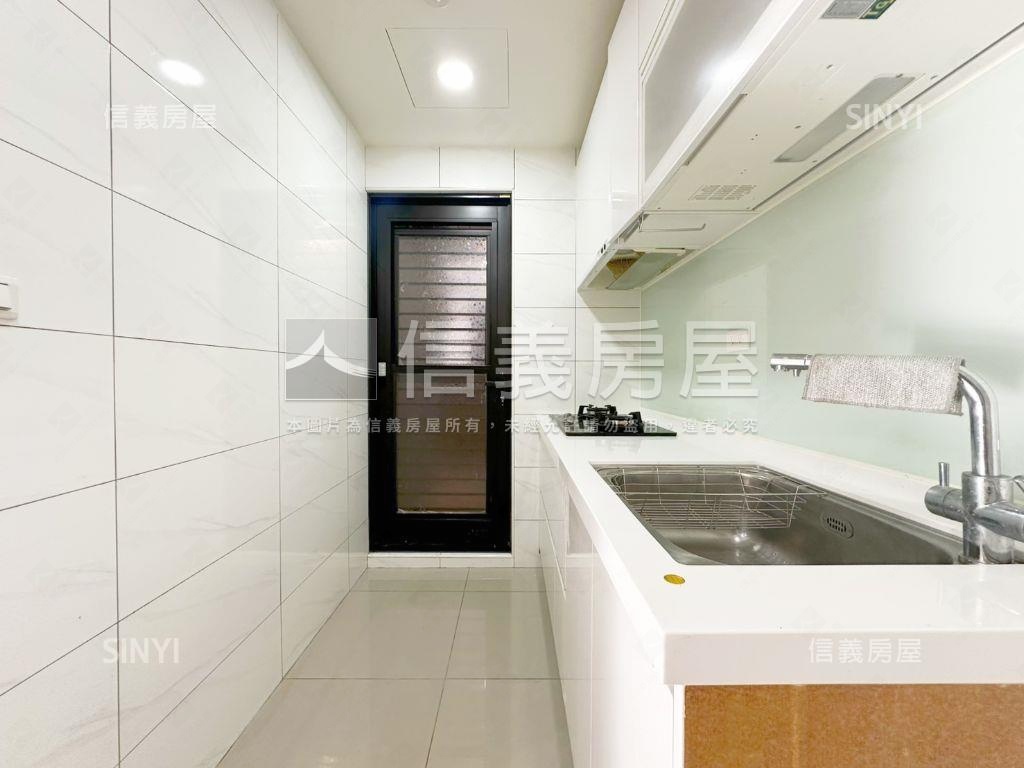 沐夏邊間２房平面車位房屋室內格局與周邊環境