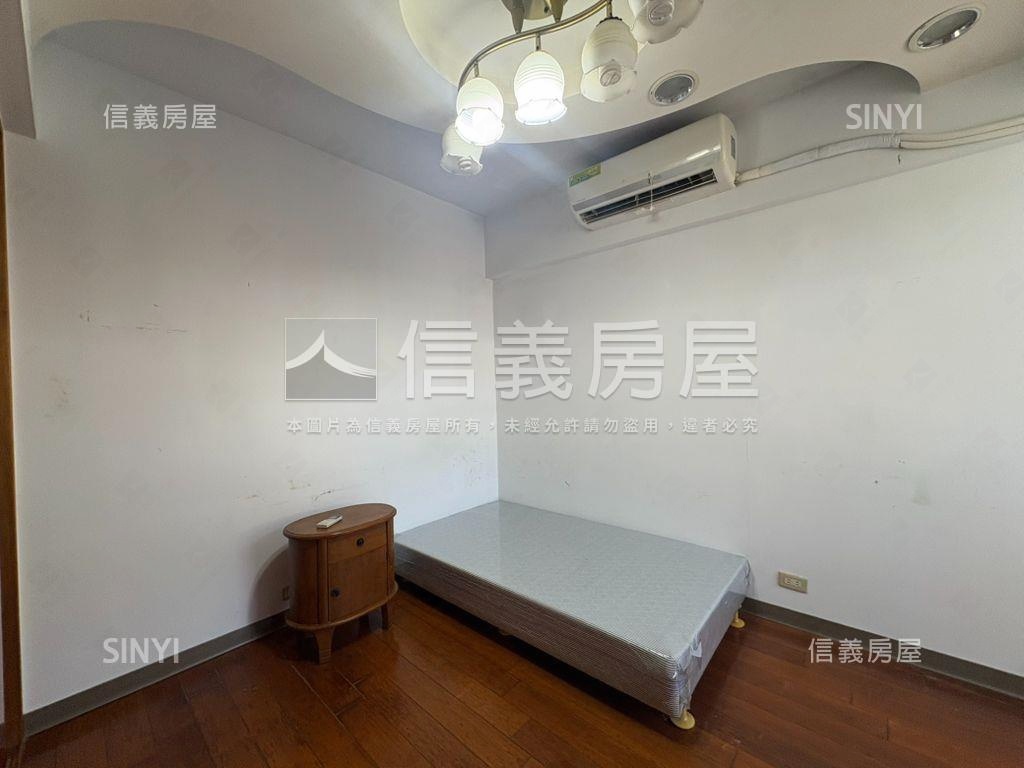 天母電梯頂樓看綠景房屋室內格局與周邊環境