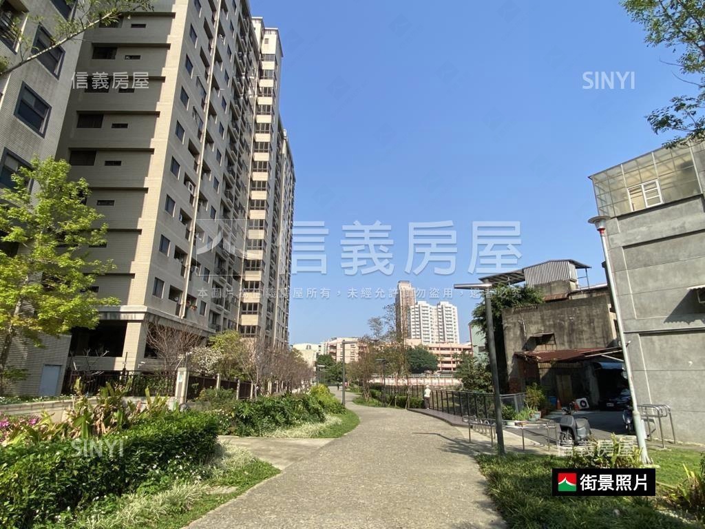 專任約紐約大時代套房車位房屋室內格局與周邊環境