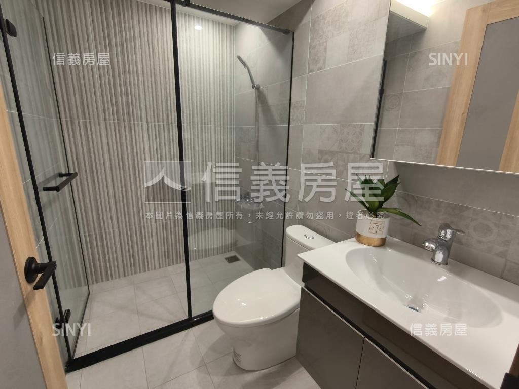 台北福第邊間經典四房車位房屋室內格局與周邊環境