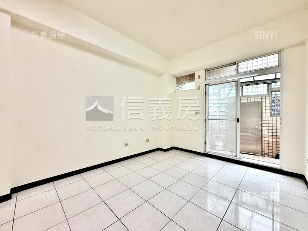 新春街華廈前後大陽台房屋室內格局與周邊環境