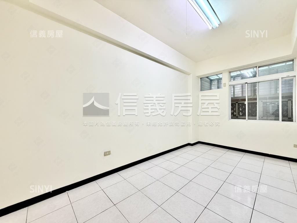 新春街華廈前後大陽台房屋室內格局與周邊環境