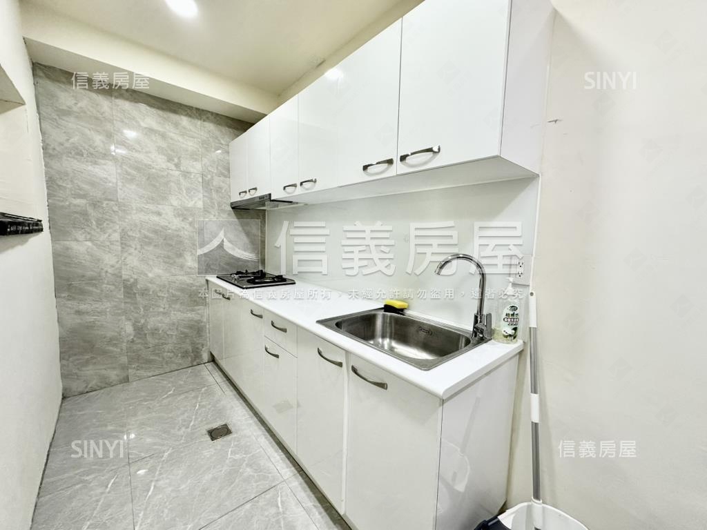 重新整理孝親房漂亮透天房屋室內格局與周邊環境