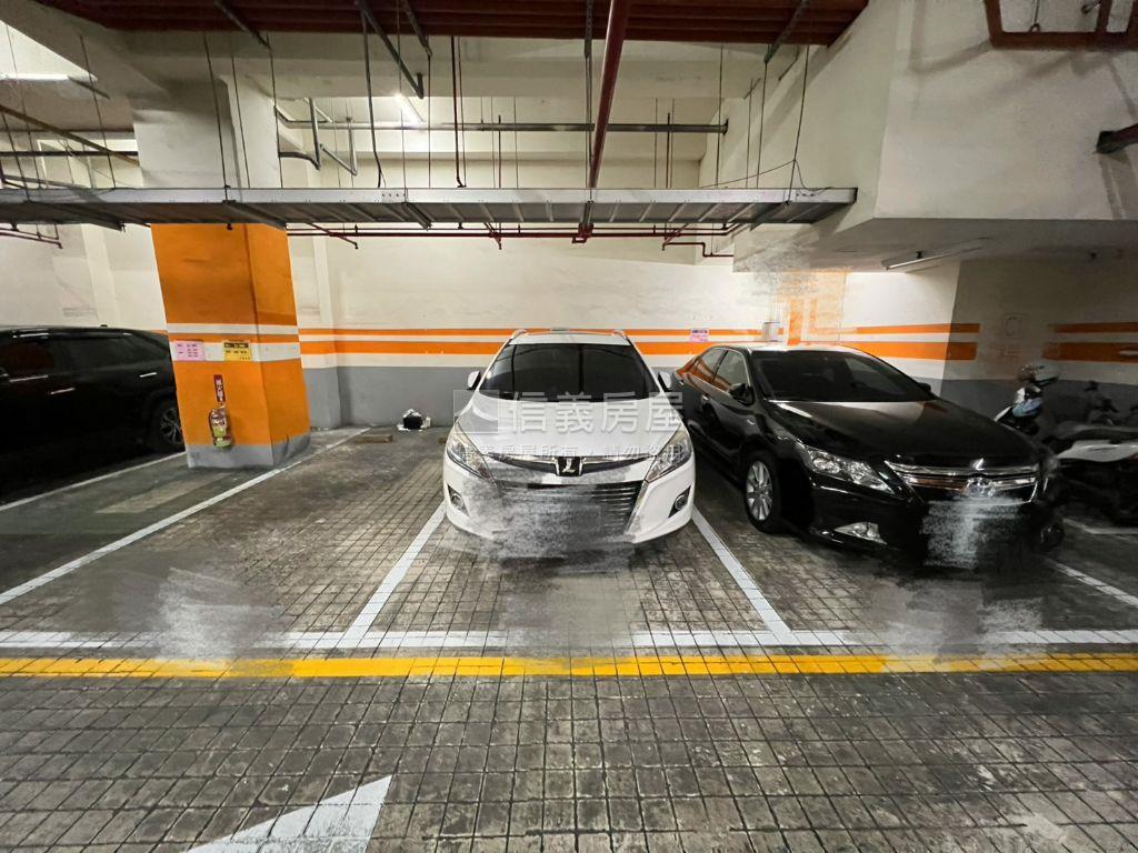 鄉林夏都裝潢三房含平車位房屋室內格局與周邊環境