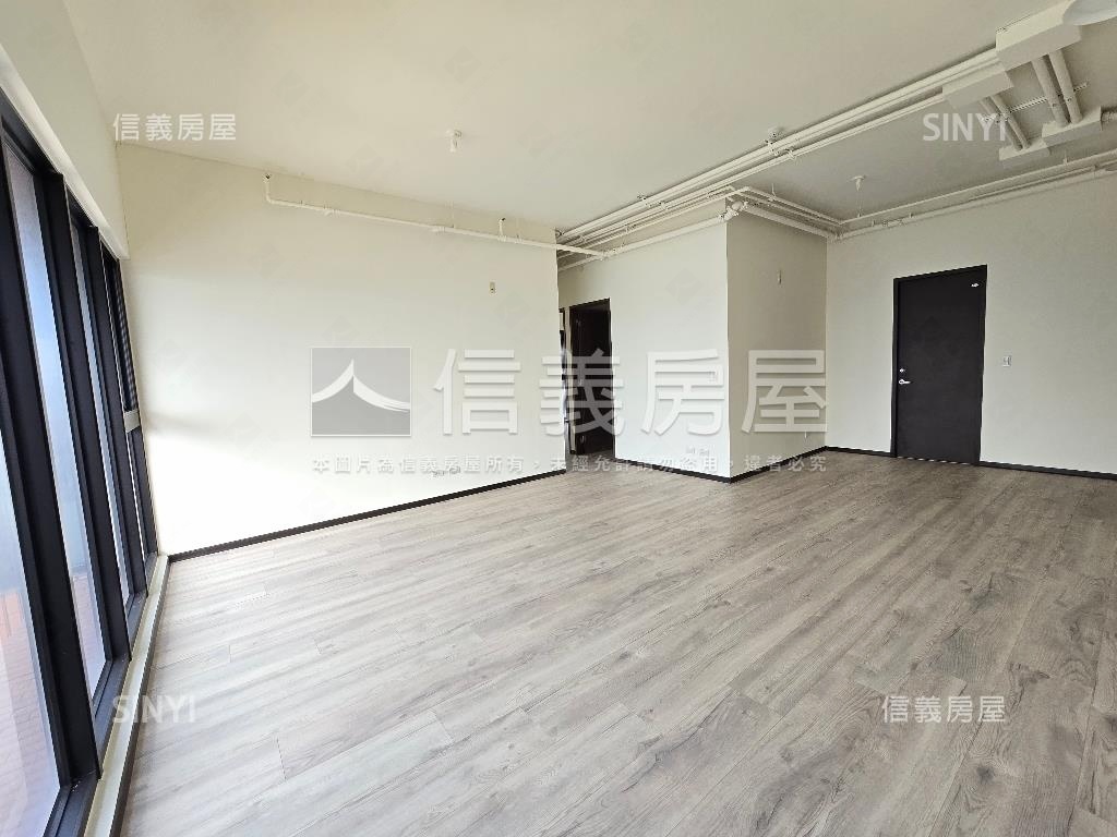 濟弘皇璽景觀大三房車位房屋室內格局與周邊環境