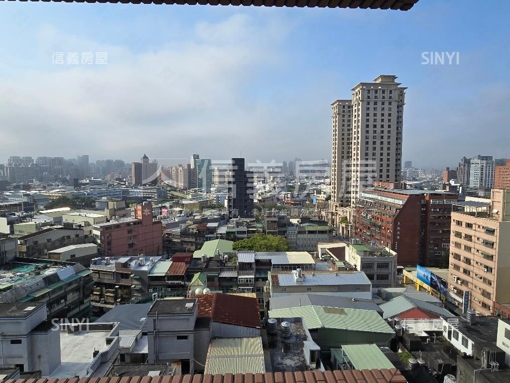 濟弘皇璽景觀大三房車位房屋室內格局與周邊環境