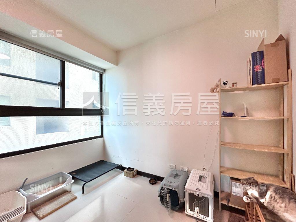 屋主誠售新杜拜大大兩房房屋室內格局與周邊環境