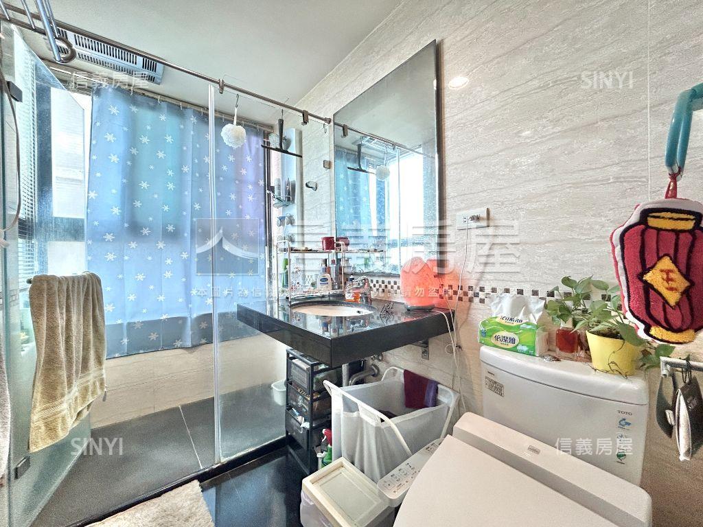 屋主誠售新杜拜大大兩房房屋室內格局與周邊環境