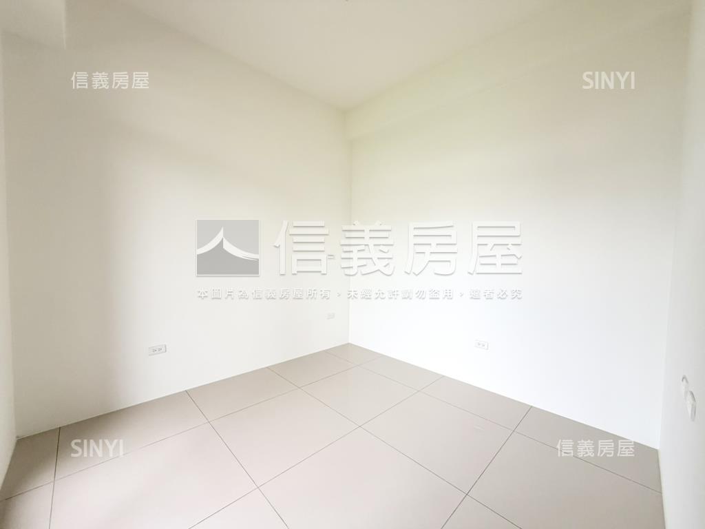 １４期漢神兩房車位好便宜房屋室內格局與周邊環境
