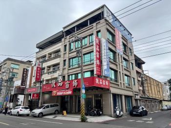 員林正大同路面寬角窗店霸