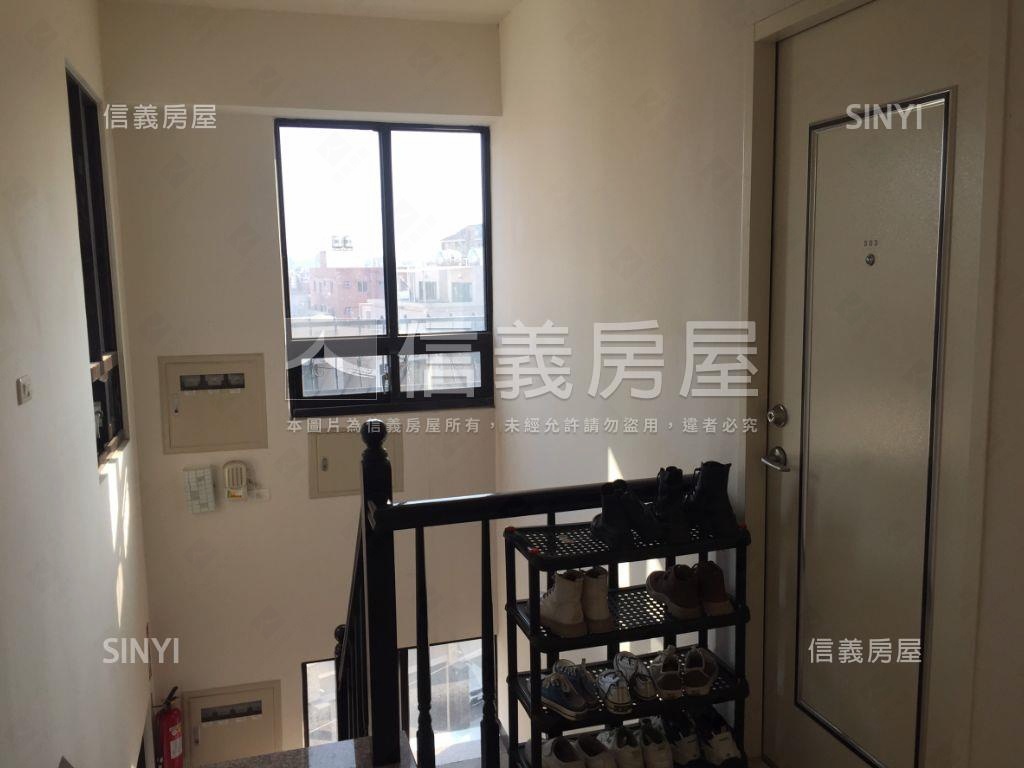 邊間三面採光收租店面套房房屋室內格局與周邊環境