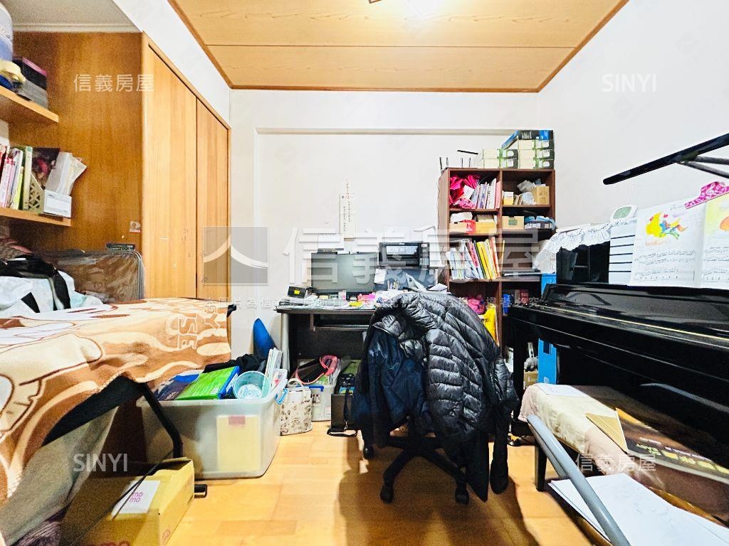一層一戶的邊間公寓房屋室內格局與周邊環境