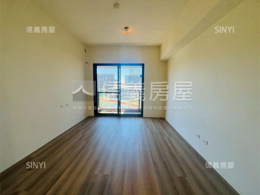 宜誠賦｜面校園三房車位房屋室內格局與周邊環境