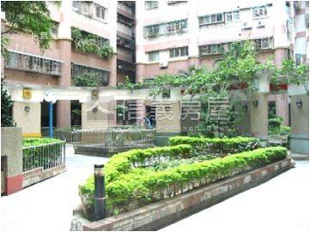 鳳凰高樓邊間美宅房屋室內格局與周邊環境
