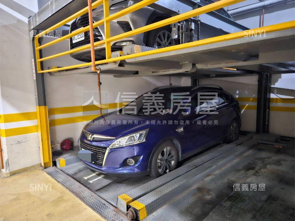 博覽家４房附車位房屋室內格局與周邊環境