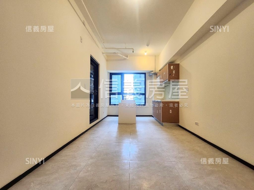愛琴海低價高樓兩房平車房屋室內格局與周邊環境