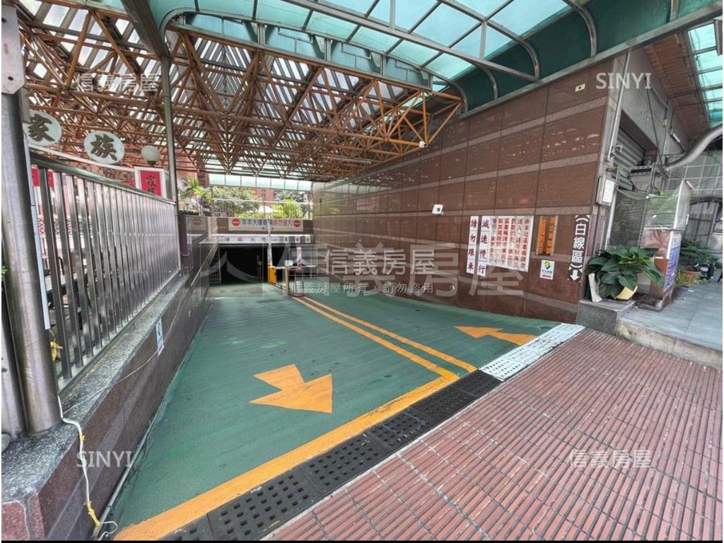 嶺東走路可到春安國小樓店房屋室內格局與周邊環境