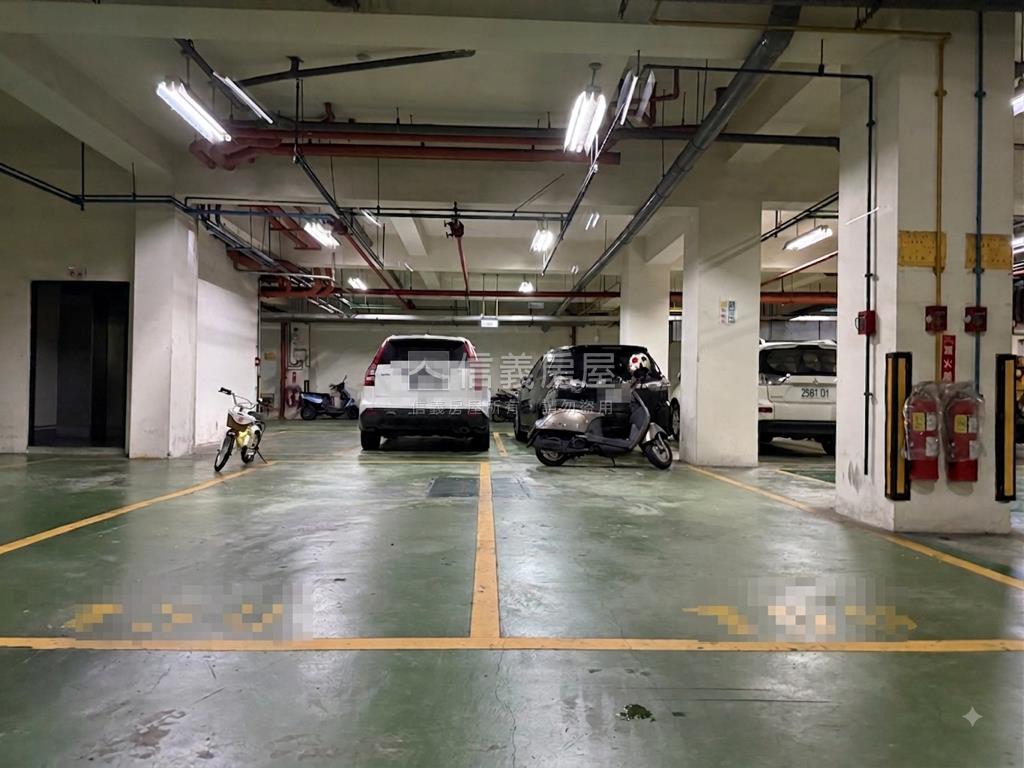嶺東走路可到春安國小樓店房屋室內格局與周邊環境