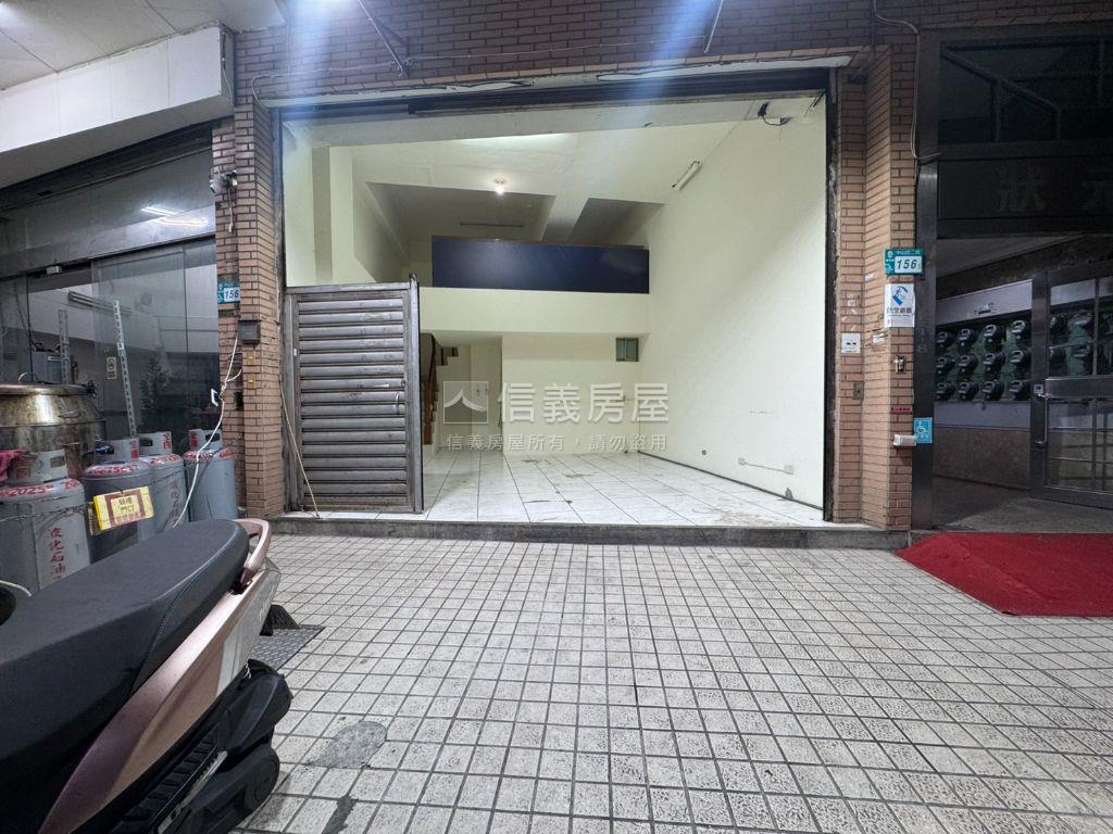 正中山路二段黃金店面釋出房屋室內格局與周邊環境
